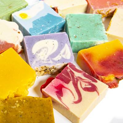 Мыло ручной работы "Love is" Краснополянская косметика, 100 г, Варианты: Мыло ручной работы Love is, изображение 7 от магазина Брами Маркет Мыло ручной работы "Love is" Краснополянская косметика, 100 г, Варианты: Мыло ручной работы Love is, изображение 7