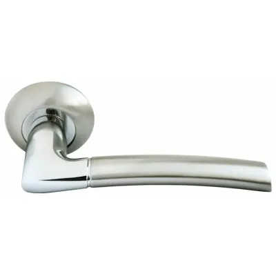 Дверная ручка на розетке RUCETTI RAP 6 SN/CP, цвет белый никель/полированный хром, изображение 2