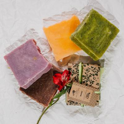 Натуральное мыло "Цитрус" с апельсиновой цедрой OZ! OrganicZone, 100 г, Варианты: Натуральное мыло Цитрус, изображение 2 от магазина Брами Маркет Натуральное мыло "Цитрус" с апельсиновой цедрой OZ! OrganicZone, 100 г, Варианты: Натуральное мыло Цитрус, изображение 2