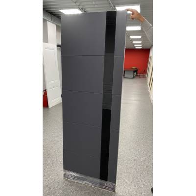 Эмалированная межкомнатная дверь ВФД Stockholm TRIVIA BLACK GLOSS POLAR черного цвета, Вид остекления: BLACK GLOSS, Цвет: черный, Размер полотна: 900х2000, изображение 2