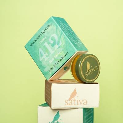 Бальзам для губ увлажняющий №412 Sativa, 8г, Варианты: Бальзам для губ увлажняющий №412, изображение 2