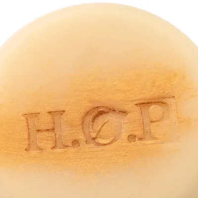 Антицеллюлитное полезное мыло-скраб "СОЛЕВОЕ", 80 г. H.O.P - полезная косметика Горного Алтая, изображение 4 от магазина Брами Маркет Антицеллюлитное полезное мыло-скраб "СОЛЕВОЕ", 80 г. H.O.P - полезная косметика Горного Алтая, изображение 4