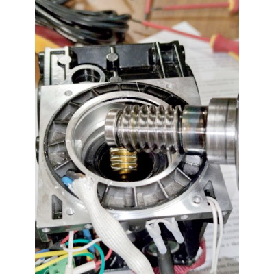 86009 Электропривод CSE 15.24-25,4 380 DES  (CWS-92SY)