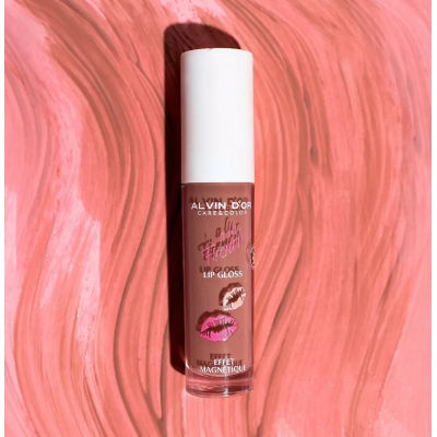 ALVIN D’OR Блеск для губ Effet Magnetique A LA FRENCH, 01 Lingonberry velvet, 4.5 мл, Цвет: lingonberry velvet, изображение 3