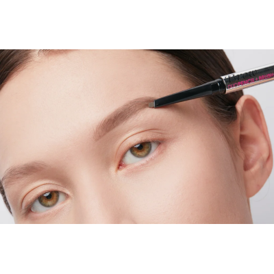 ALVIN D'OR P-9 карандаш для бровей механический с щеточкой Intense Brow + Brush, 04 Blonde, Цвет: теплый серый, изображение 7