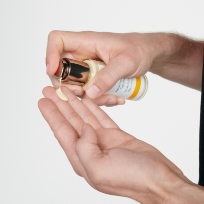 Оживляющий флюид для лица Dr.Hauschka Aktivierendes Tagesfluid, изображение 3