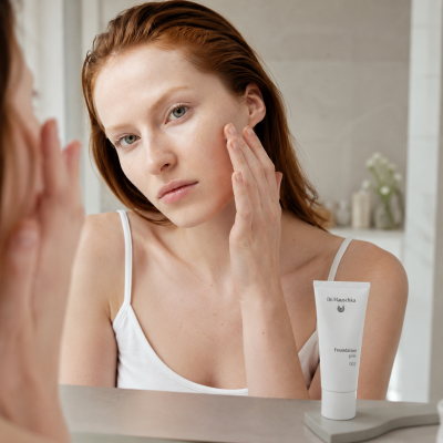 DR. HAUSCHKA Крем тональный для лица Foundation, 002 кедровый орех, 30 мл, изображение 5