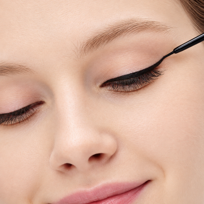Подводка для глаз Dr. Hauschka 01 Black стойкая, изображение 4