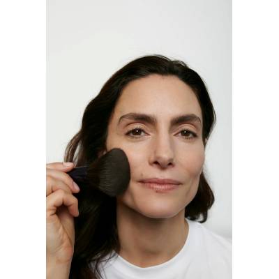 Пудра для лица корректирующая 02 успокаивающая (Colour Correcting Powder calming) 8 г, Dr.Hauschka (Д-р Хаушка), изображение 4