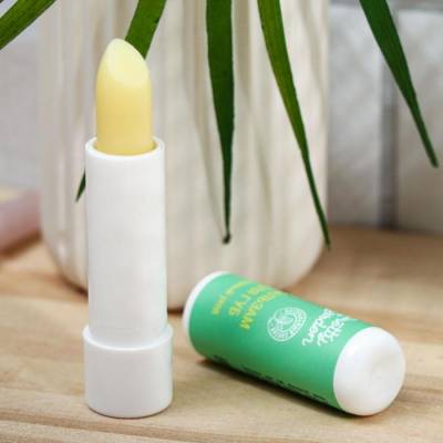 Бальзам для губ "Базовый уход", без аромата Pretty Garden, 4 г, Варианты: Бальзам для губ Базовый уход, изображение 2