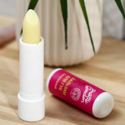 Бальзам для губ "Питательный", с ароматом вишни Pretty Garden, 4 г, Варианты: Бальзам для губ Питательный (вишня), изображение 4