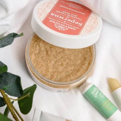 Соляной скраб для тела "Берегиня" омолаживающий, с розовой глиной и маслом макадамии Святогорье, 170 г, Варианты: Соляной скраб для тела Берегиня, изображение 5 от магазина Брами Маркет Соляной скраб для тела "Берегиня" омолаживающий, с розовой глиной и маслом макадамии Святогорье, 170 г, Варианты: Соляной скраб для тела Берегиня, изображение 5